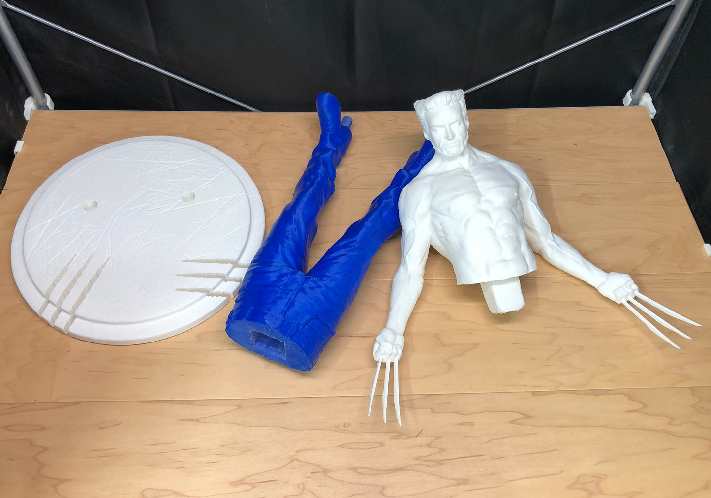 21” Wolverine Unpainted Detailed Figure - DIY Model Kit