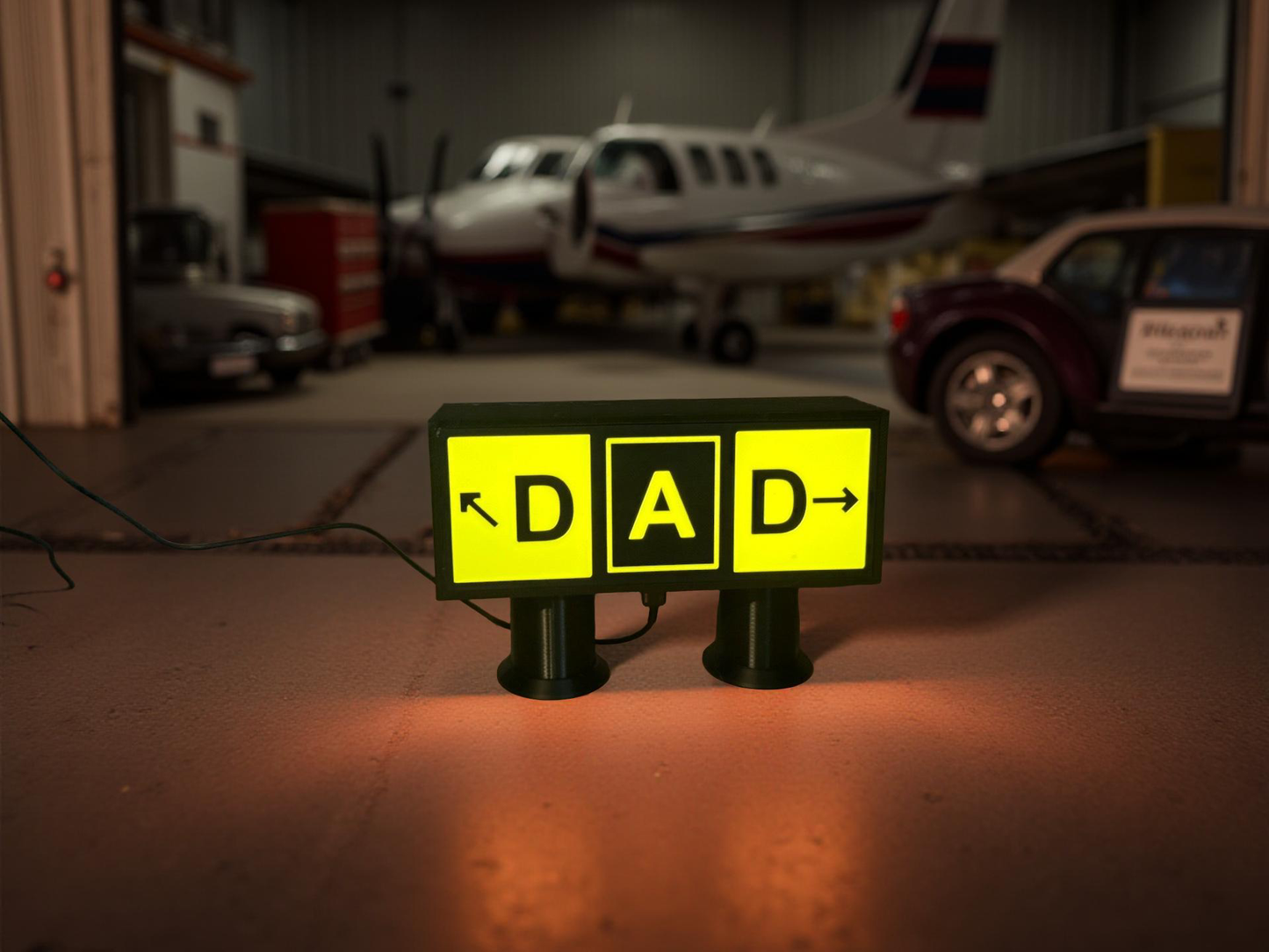 Custom Aviation Taxiway Light with USB-C Power (Customizable)